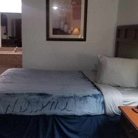 Osu 2 Queen Beds Hotel Room 117 Wi-Fi สติลวอเตอร์ ภายนอก รูปภาพ