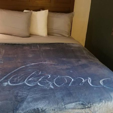 Osu 2 Queen Beds Hotel Room 117 Wi-Fi สติลวอเตอร์ ภายนอก รูปภาพ